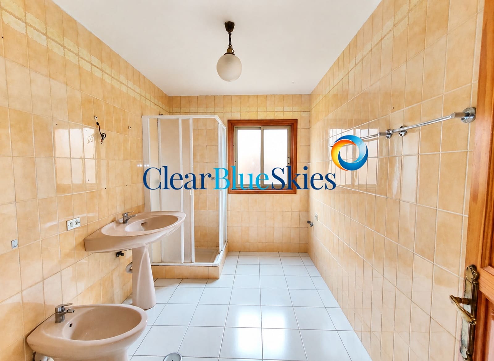 8 Zimmer Villa zu verkaufen in Chayofa mit Garage - 1.495.000 € (Ref: 10141622)
