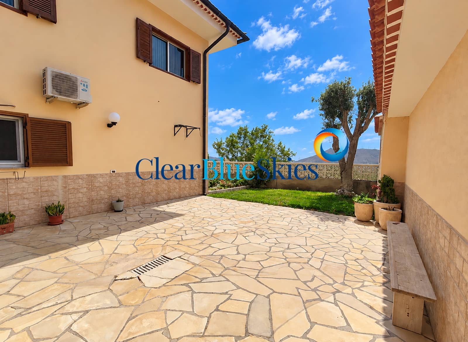 8 Zimmer Villa zu verkaufen in Chayofa mit Garage - 1.495.000 € (Ref: 10141622)