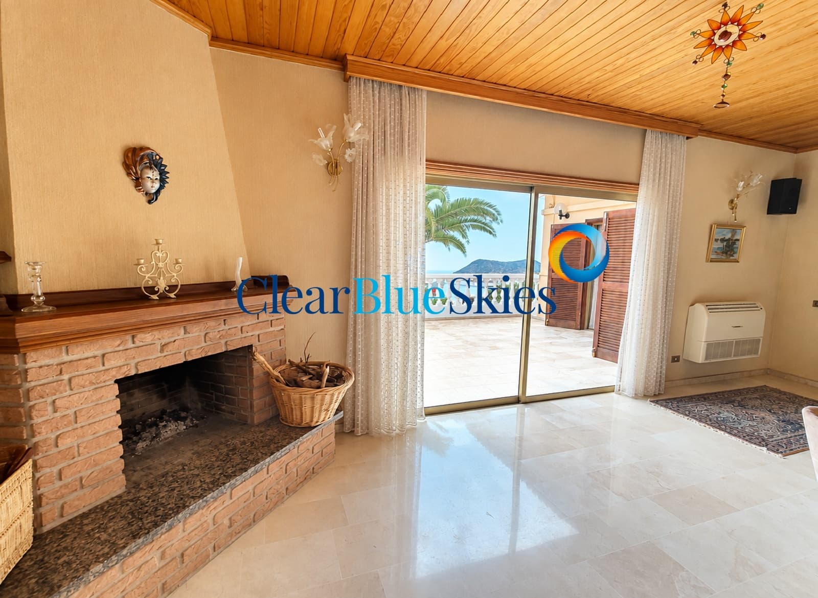 8 Zimmer Villa zu verkaufen in Chayofa mit Garage - 1.495.000 € (Ref: 10141622)