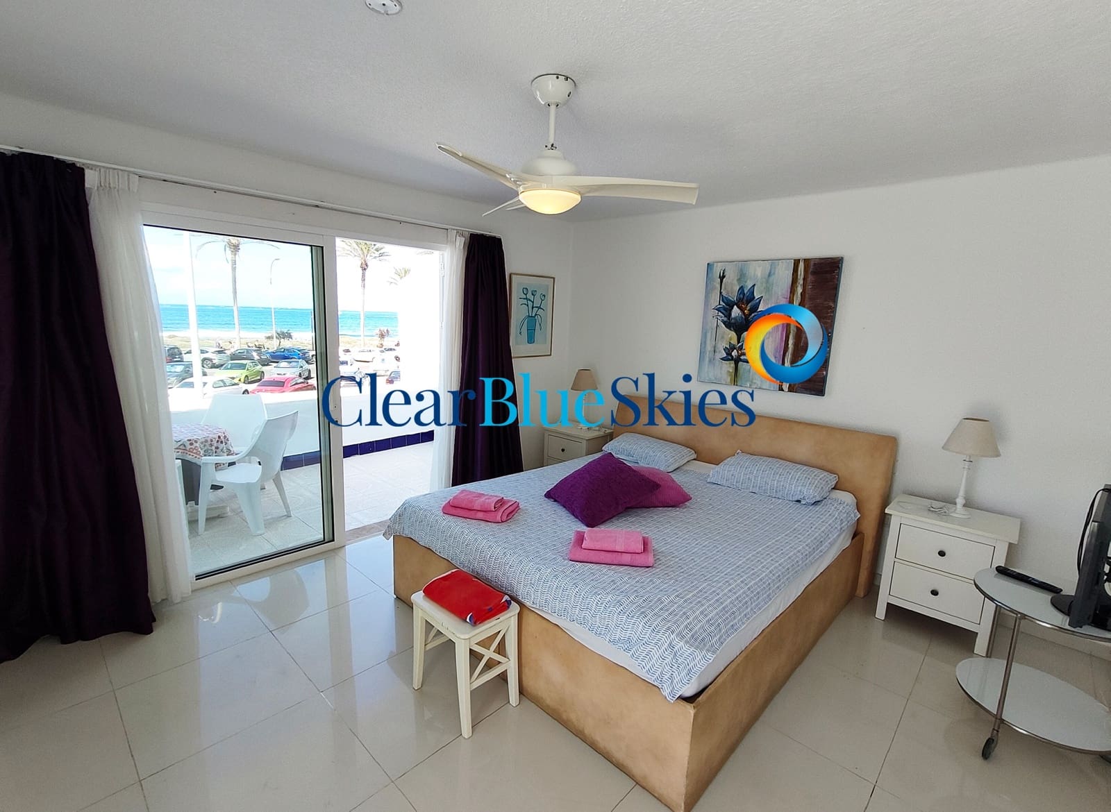 3 sypialnia Willa na sprzedaż w Playa de las Americas z basenem garażem - 849 000 € (Ref: 10158531)