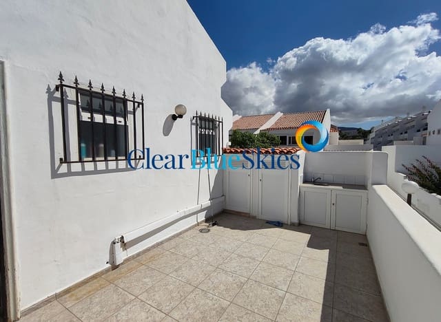 3 sypialnia Willa na sprzedaż w Playa de las Americas, Arona z basenem garażem - 849 000 € (Ref: 10158531)