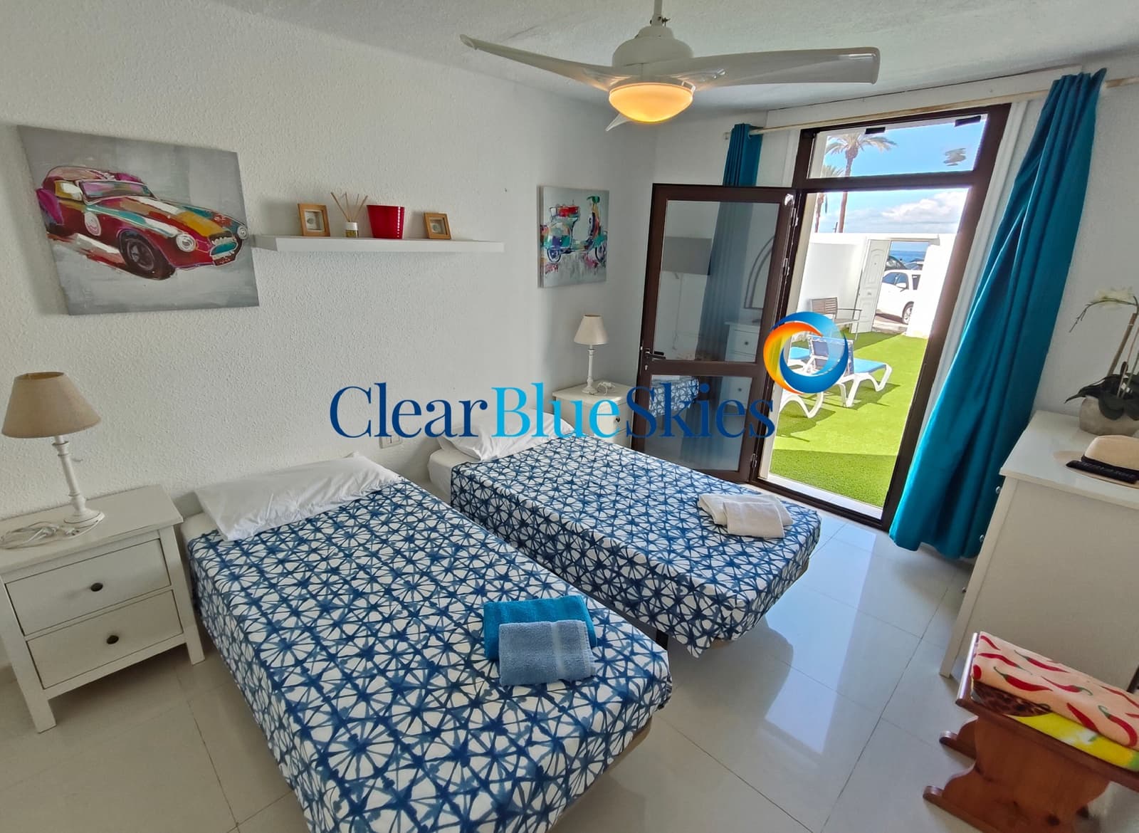 3 sypialnia Willa na sprzedaż w Playa de las Americas z basenem garażem - 849 000 € (Ref: 10158531)