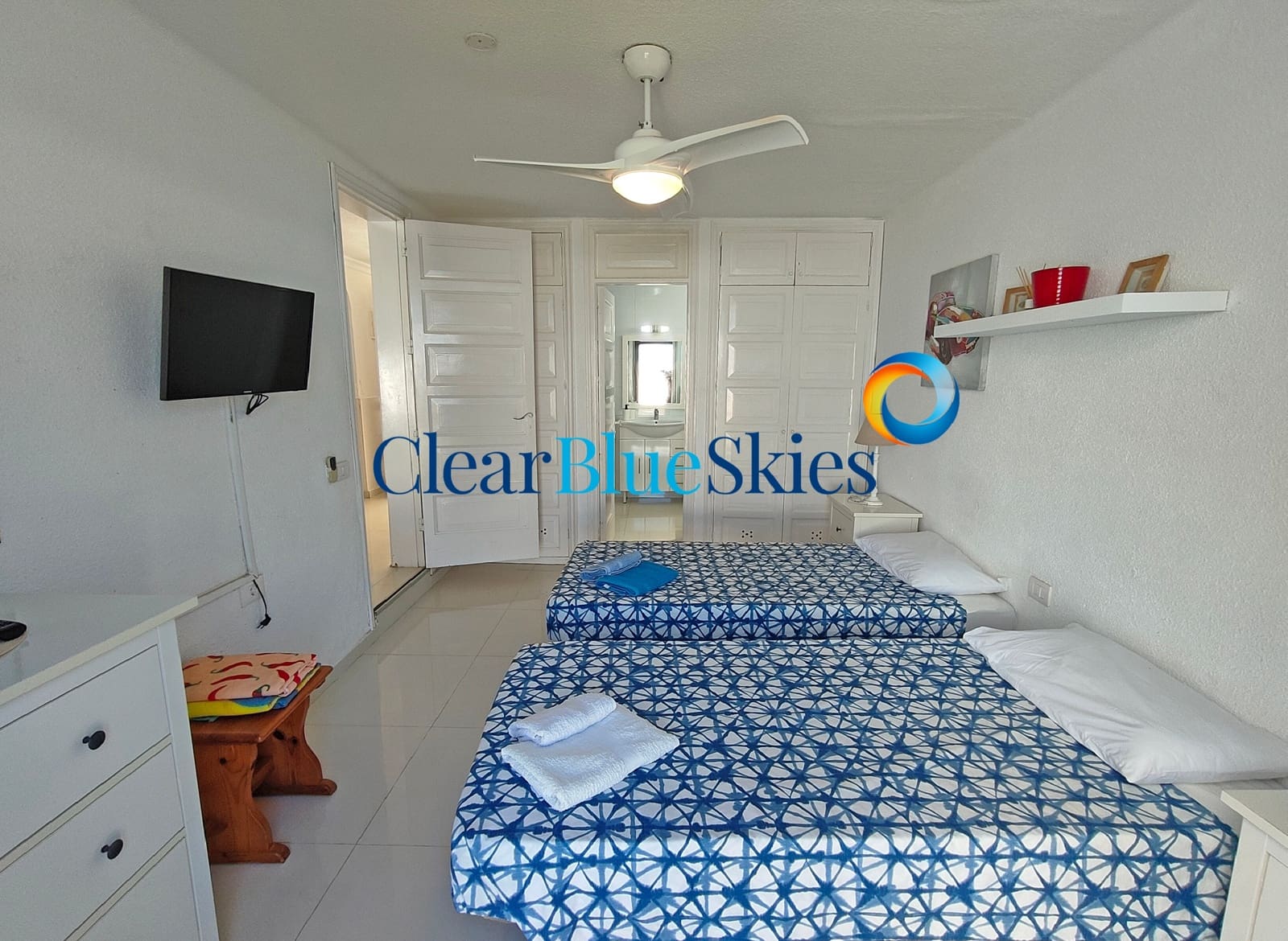 3 sypialnia Willa na sprzedaż w Playa de las Americas z basenem garażem - 849 000 € (Ref: 10158531)