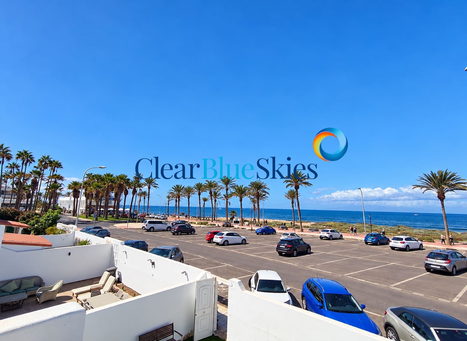3 sypialnia Willa na sprzedaż w Playa de las Americas z basenem garażem - 849 000 € (Ref: 10158531)