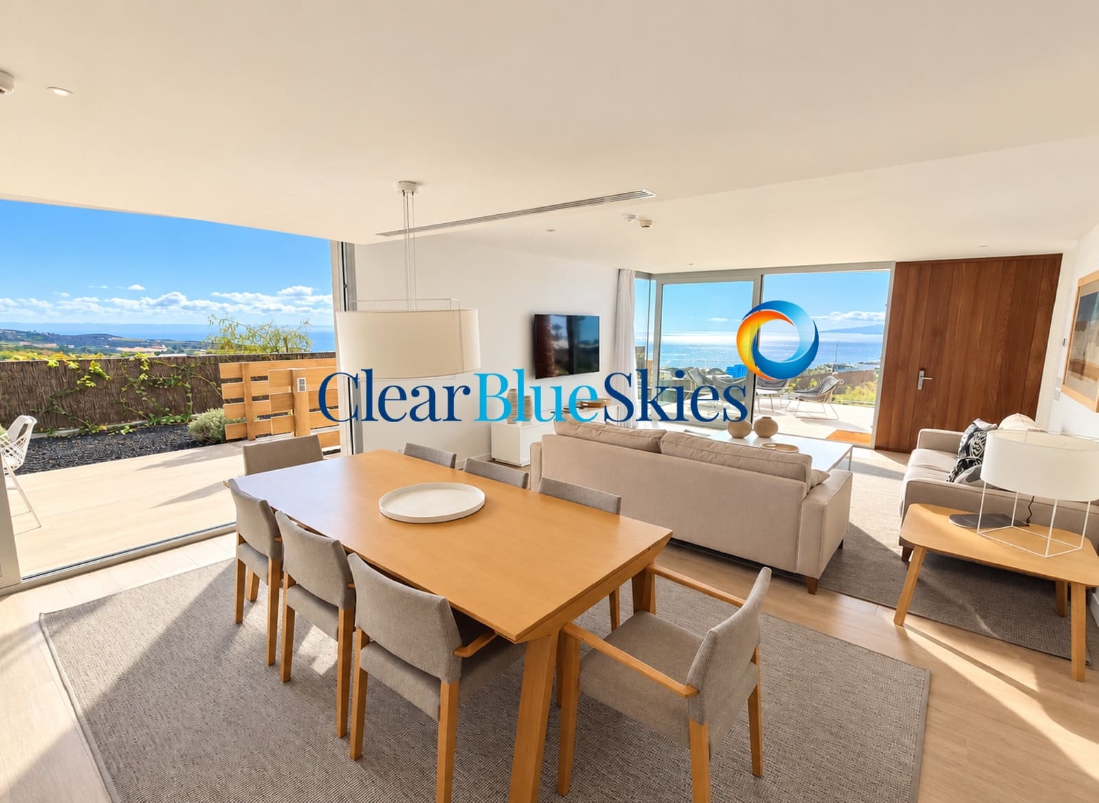 3 bedroom Villa for sale in Playa San Juan with pool garage - € 2,150,000 (Ref: 10182367)