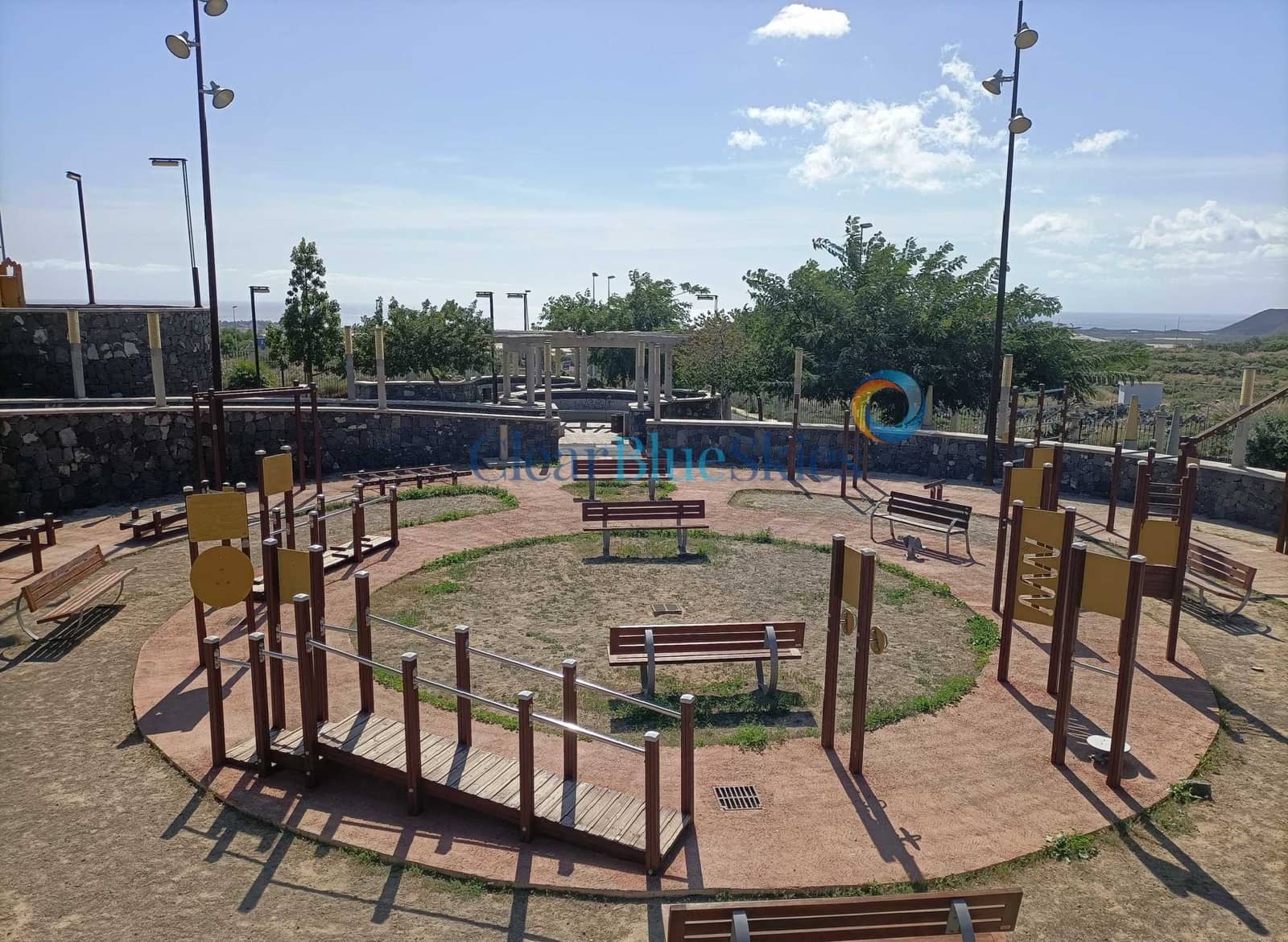 Building Plot for sale in Parque de la Reina - € 100,000 (Ref: 2033246)