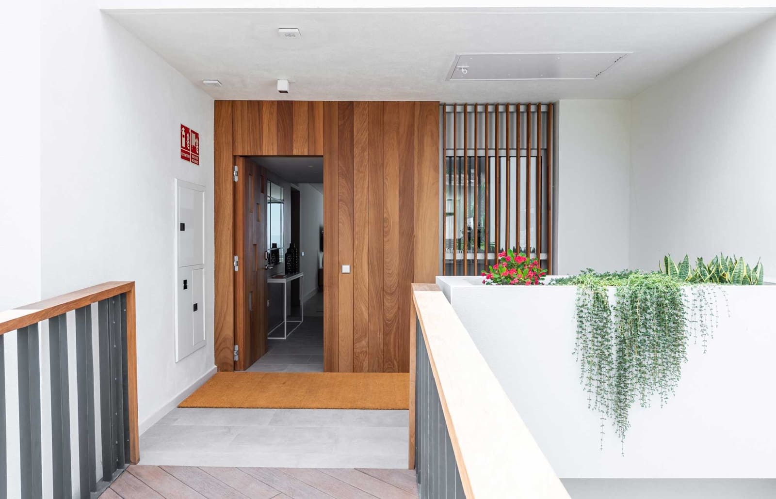 2 slaapkamer Appartement te koop in Guia de Isora met zwembad garage - € 945.000 (Ref: 4214863)