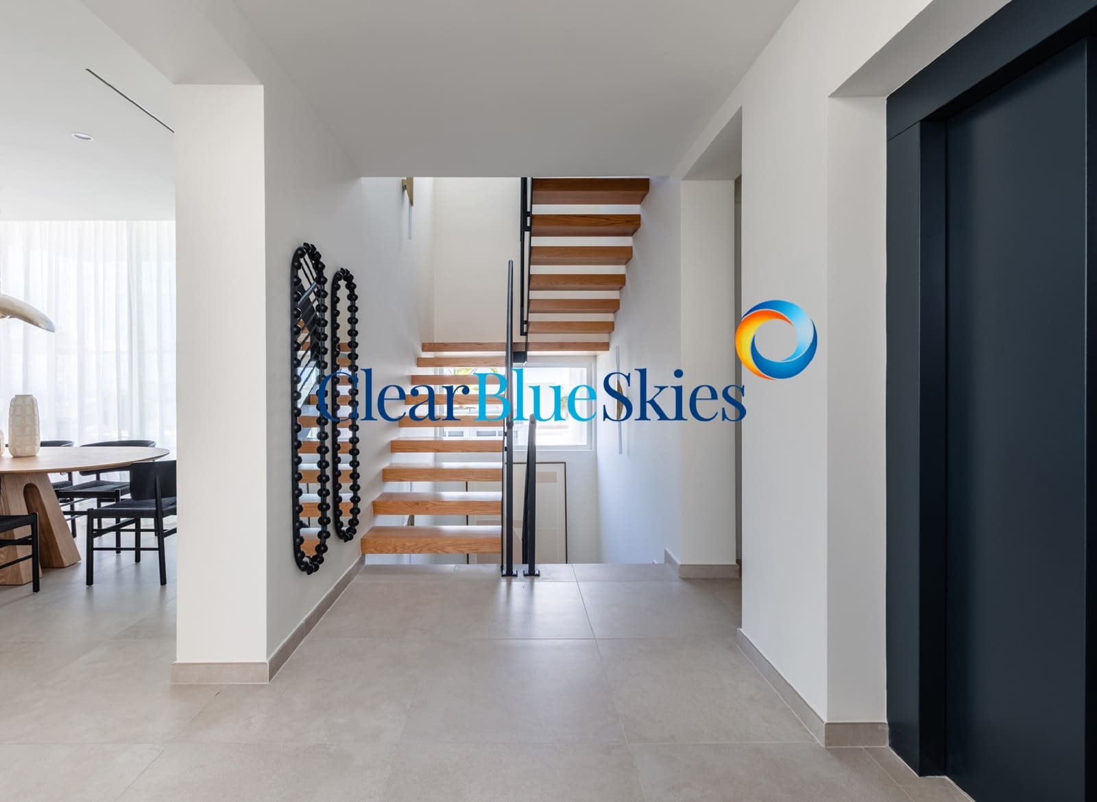 5 soveværelse Villa til salg i San Eugenio med swimmingpool - € 1.912.900 (Ref: 5512960)