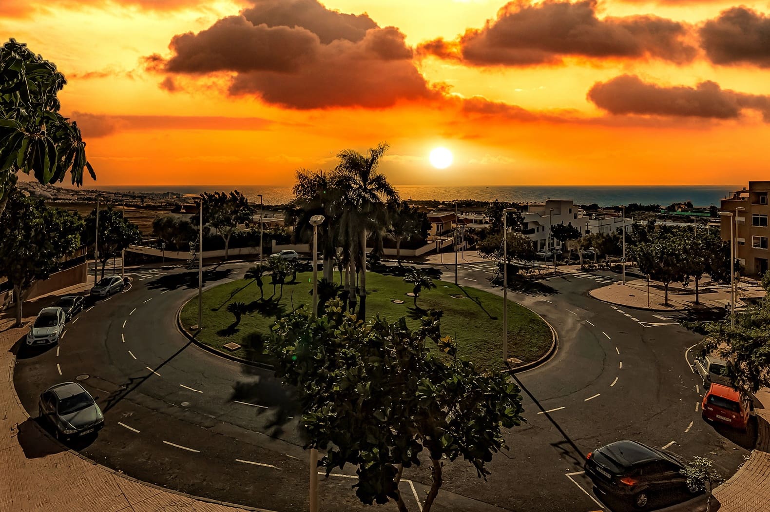 3 soveværelse Villa til salg i Fanabe med swimmingpool garage - € 940.500 (Ref: 7337775)