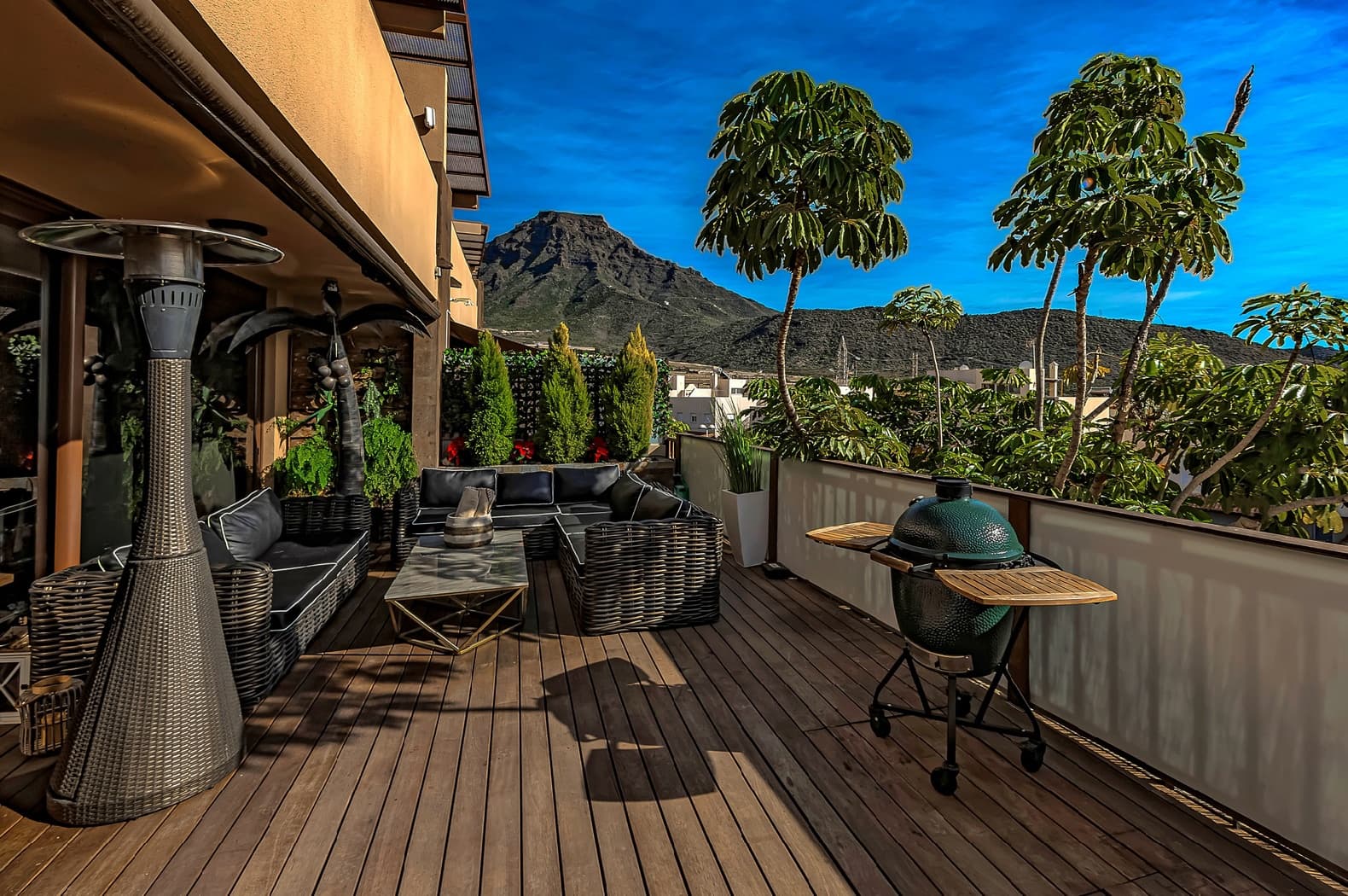 3 soveværelse Villa til salg i Fanabe med swimmingpool garage - € 940.500 (Ref: 7337775)