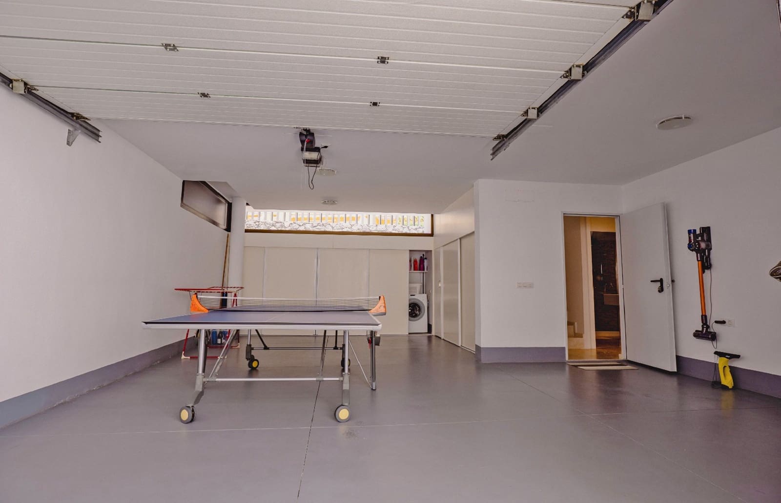 Chalet de 4 habitaciones en Playa San Juan en venta con piscina garaje - 2.395.000 € (Ref: 7402067)