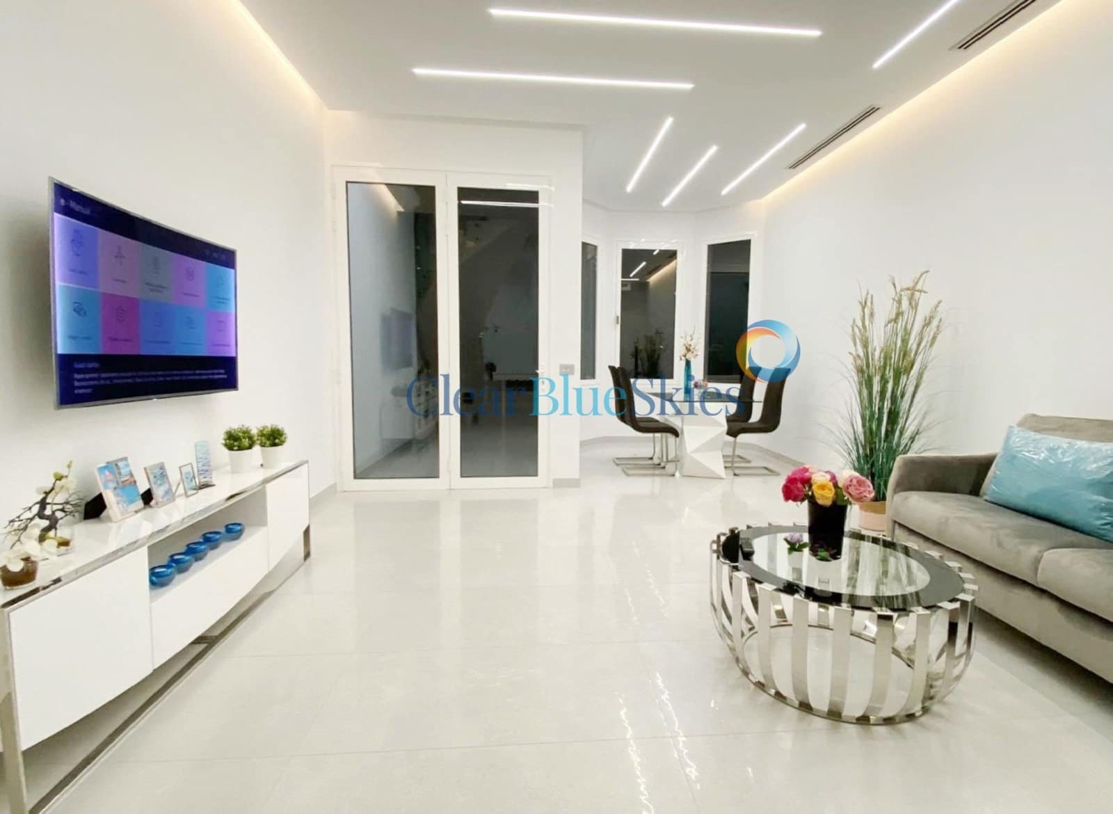 3 soveværelse Villa til salg i Playa Fanabe med swimmingpool garage - € 1.400.000 (Ref: 7405062)