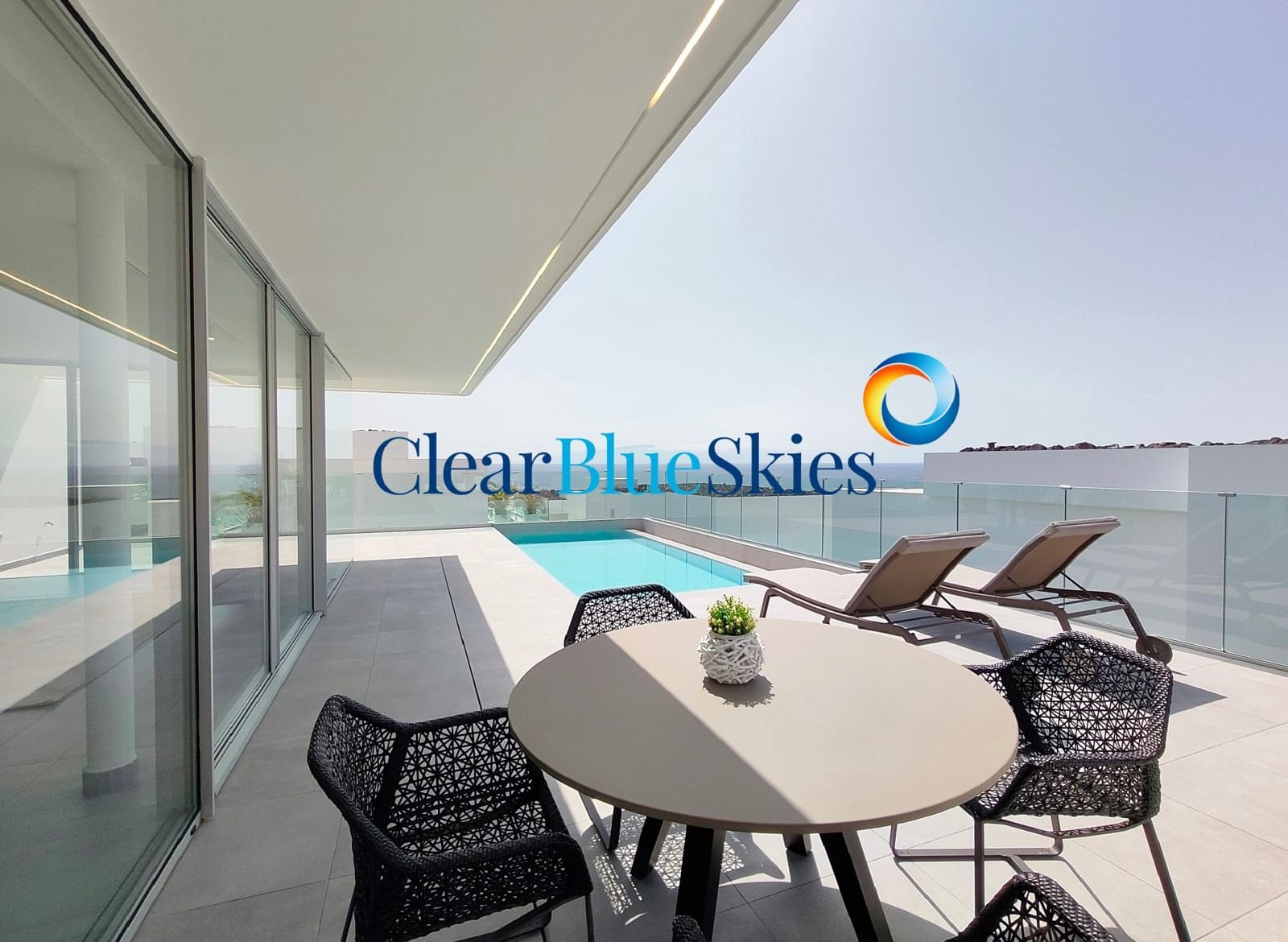 3 chambre Villa/Maison à vendre à Callao Salvaje avec piscine garage - 1 590 000 € (Ref: 7422708)