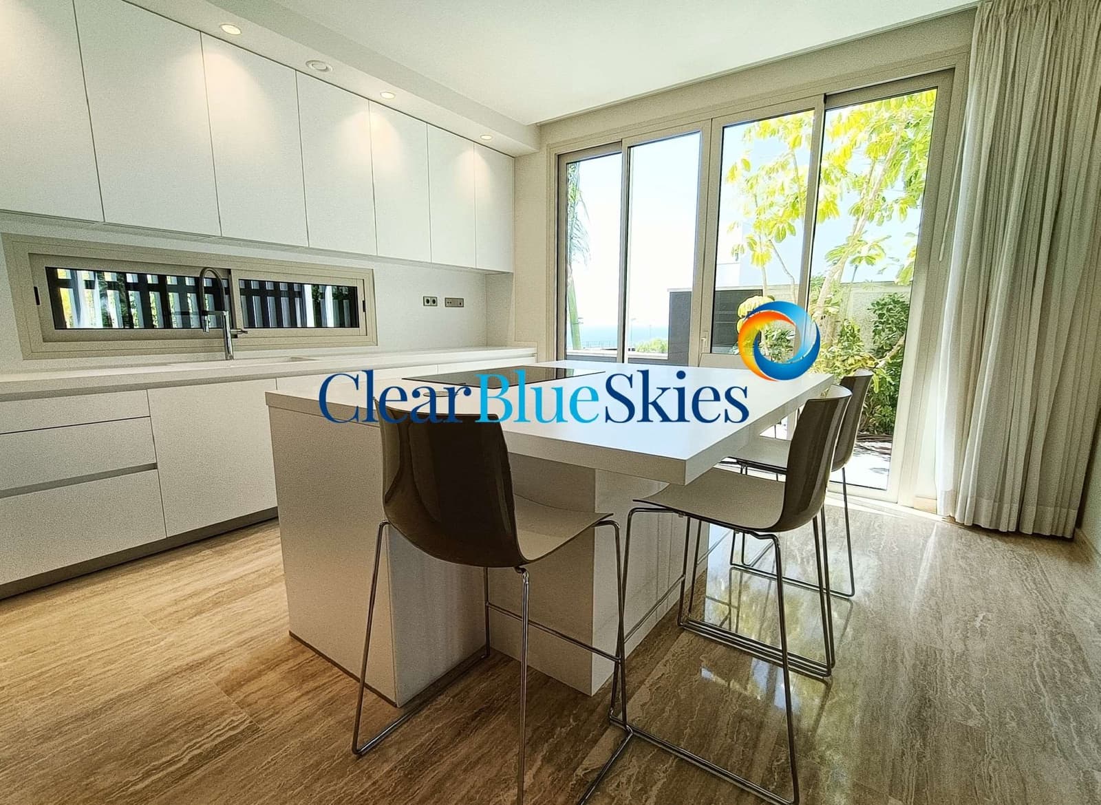 4 slaapkamer Villa te koop in Adeje met zwembad garage - € 3.950.000 (Ref: 7565092)