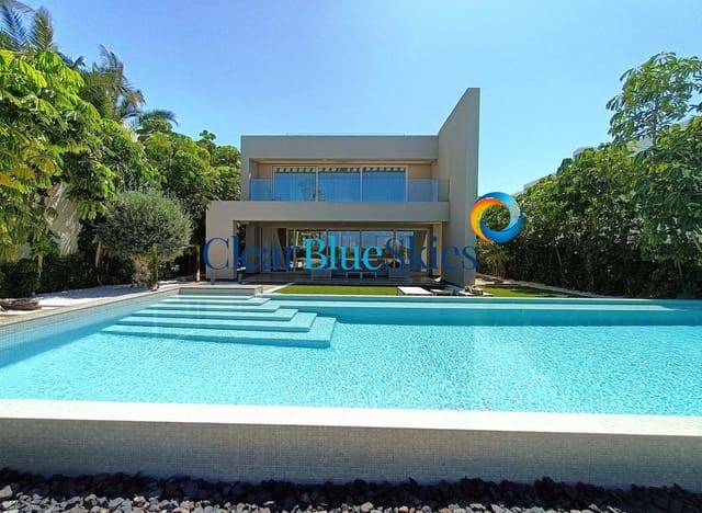 4 slaapkamer Villa te koop in Adeje met zwembad garage - € 3.900.000 (Ref: 7565093)