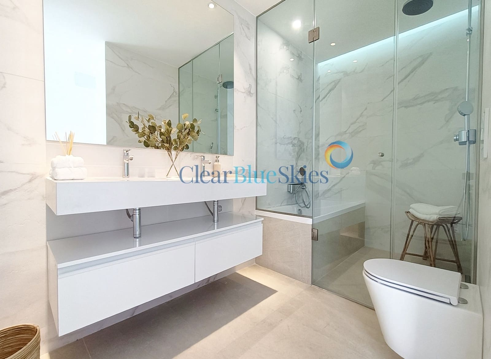 2 sypialnia Apartament na sprzedaż w Playa San Juan z basenem garażem - 850 000 € (Ref: 7652658)