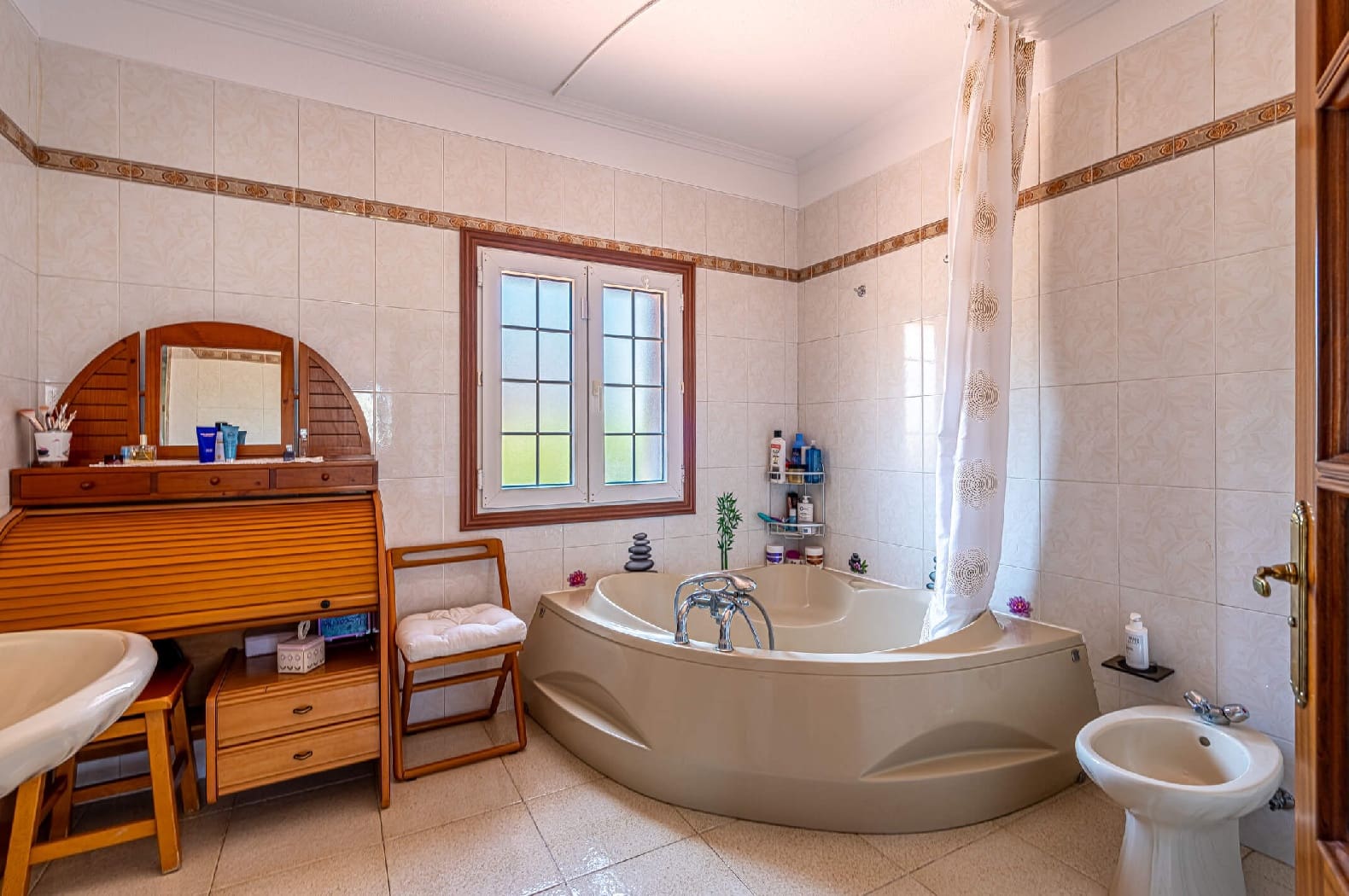 3 chambre Villa/Maison à vendre à Adeje avec piscine garage - 1 250 000 € (Ref: 7676870)