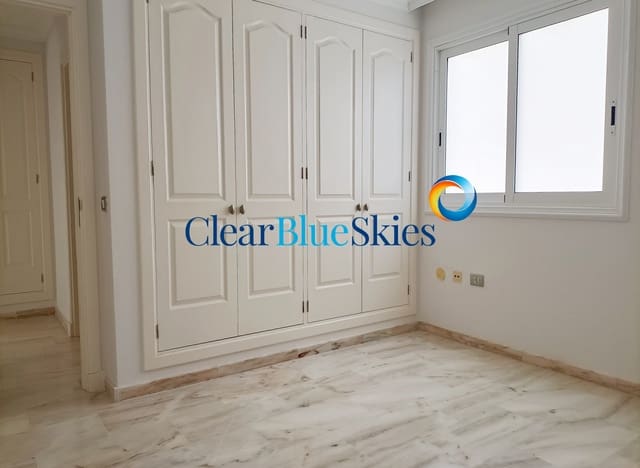 2 soveværelse Penthouse til salg i Los Gigantes, Santiago del Teide med swimmingpool garage - € 550.880 (Ref: 7736198)