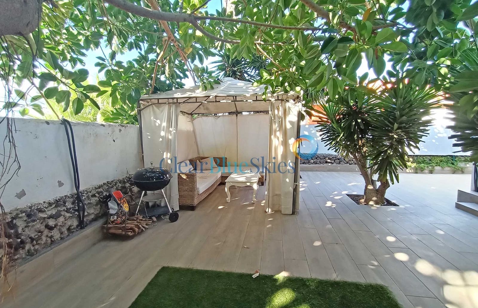 4 soveværelse Bungalow til salg i Chayofa med swimmingpool garage - € 700.000 (Ref: 7774502)