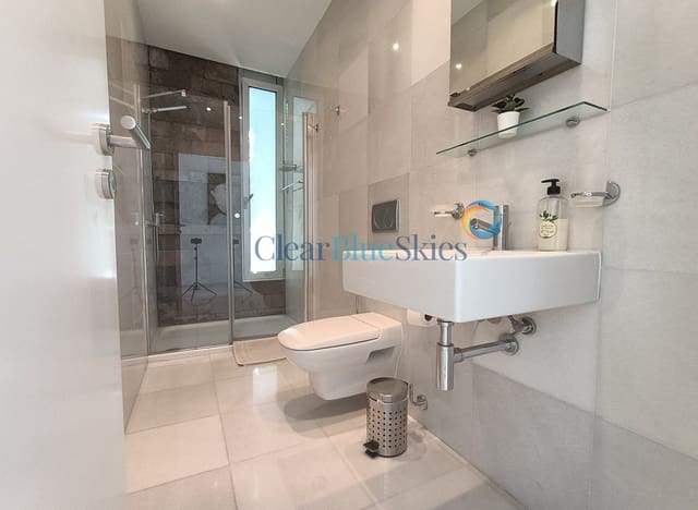 5 soverom Villa til salgs i Playa del Duque, Adeje med svømmebasseng garasje - € 3 200 000 (Ref: 7798106)