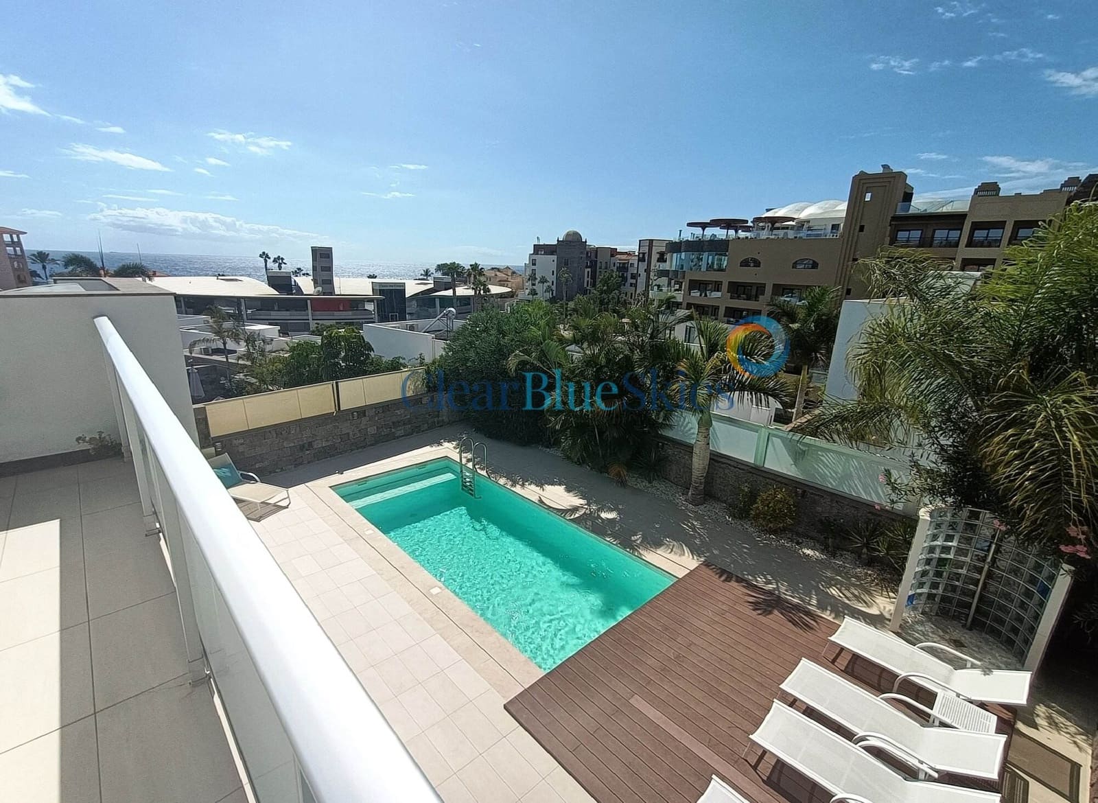 5 bedroom Villa for sale in Playa del Duque with pool garage - € 3,200,000 (Ref: 7798106)