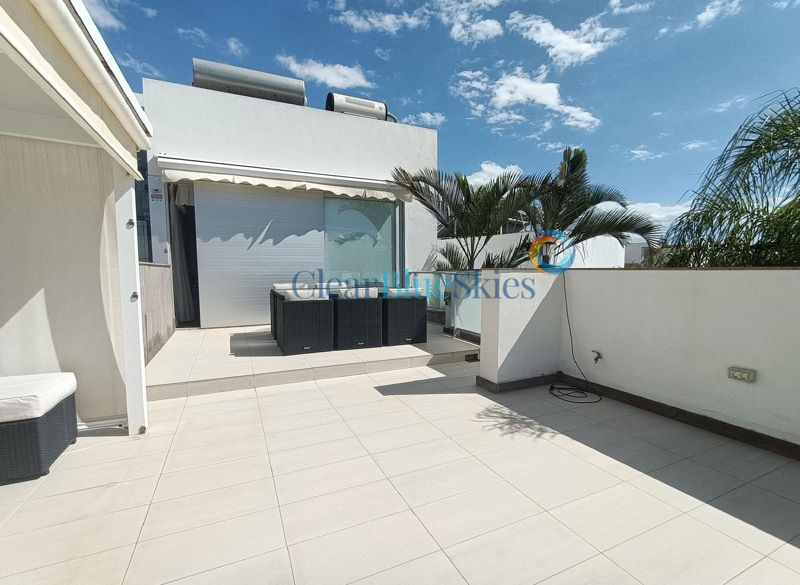 5 bedroom Villa for sale in Playa del Duque with pool garage - € 3,200,000 (Ref: 7798106)