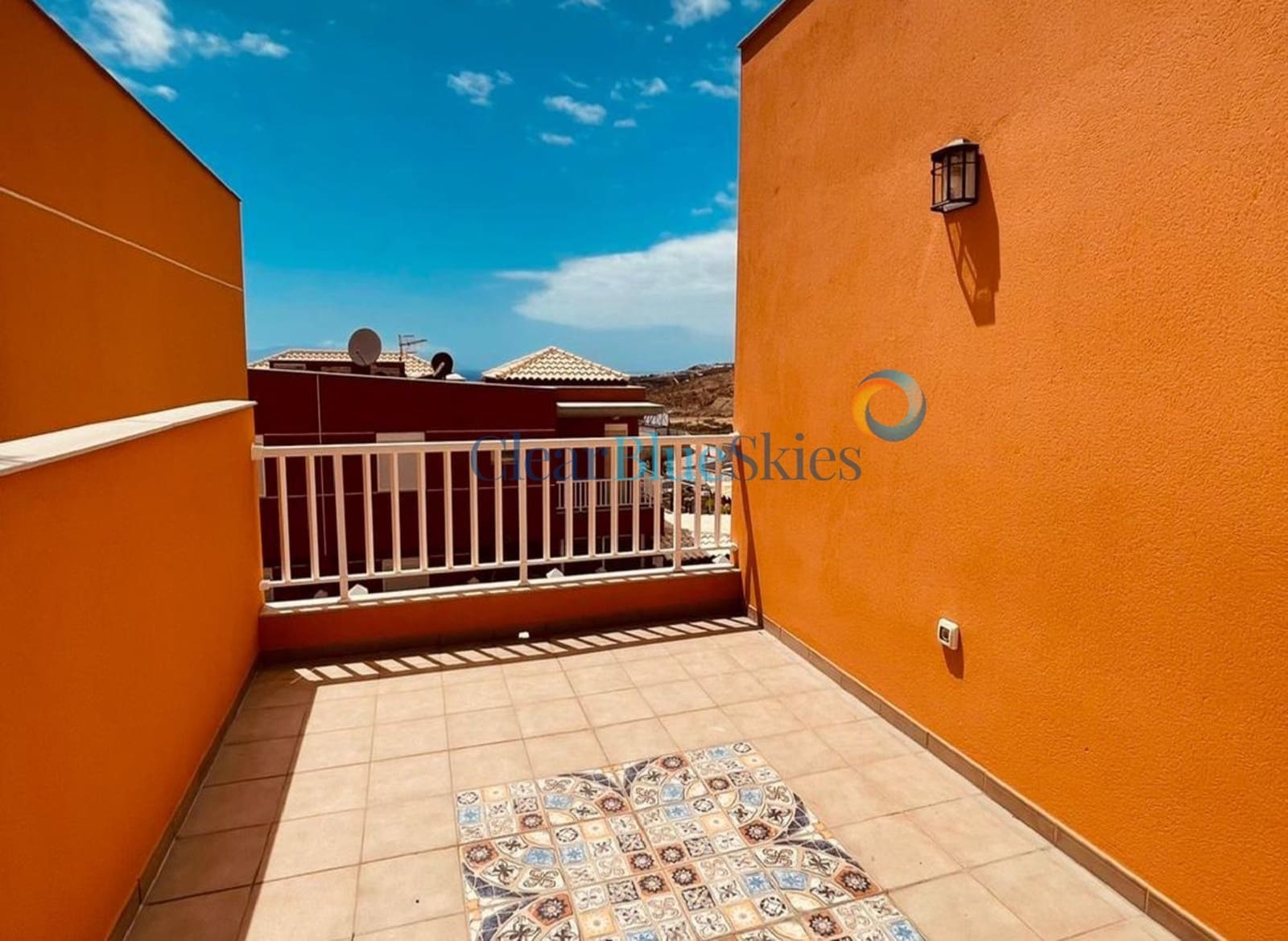 4 camera da letto Villa in vendita in Los Cristianos con piscina garage - 795.000 € (Rif: 7844003)
