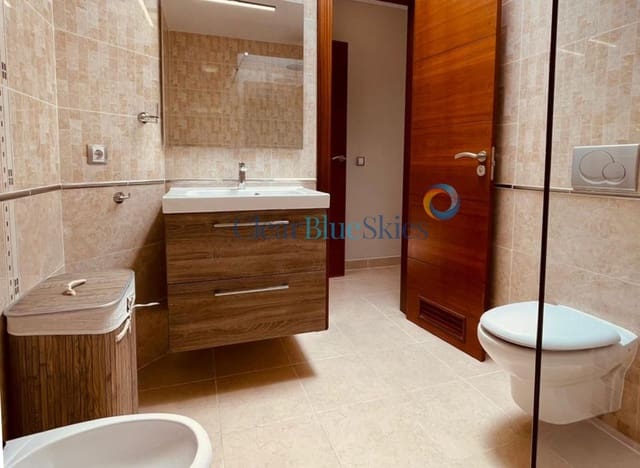 4 soverom Villa til salgs i Los Cristianos, Arona med svømmebasseng garasje - € 795 000 (Ref: 7844003)