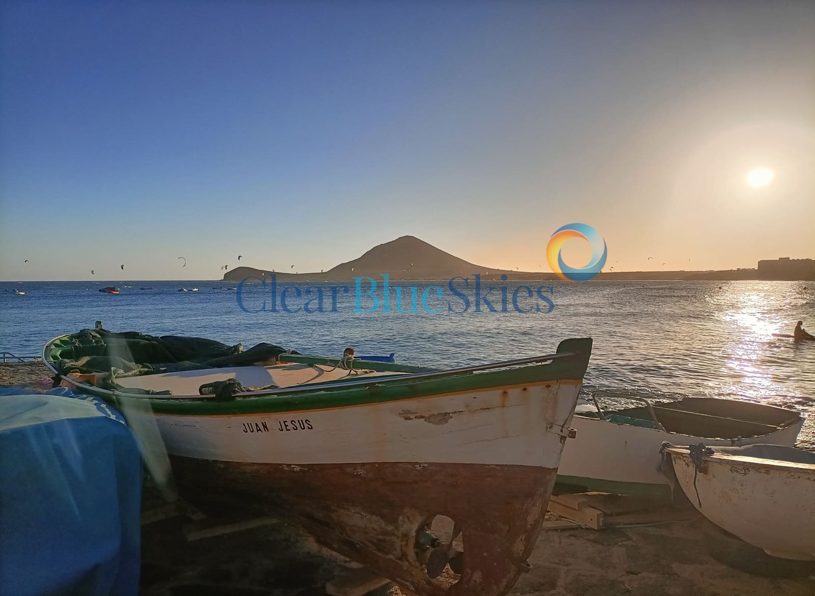 3 soveværelse Villa til salg i El Medano med garage - € 495.424 (Ref: 8037061)