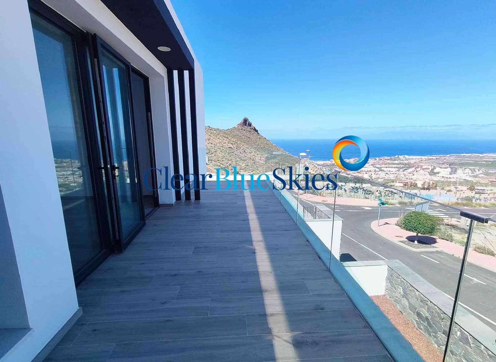 3 slaapkamer Villa te koop in Torviscas met zwembad garage - € 1.950.000 (Ref: 8331061)