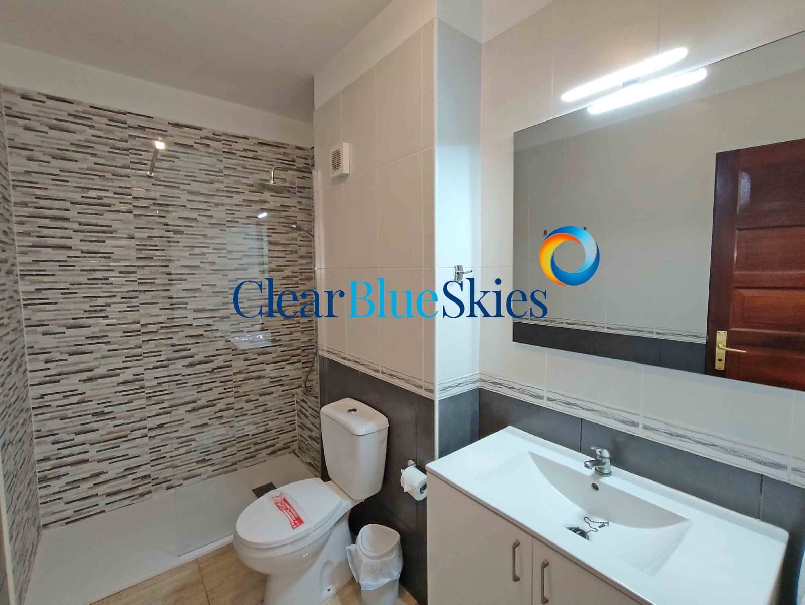 1 bedroom Apartment for sale in Los Cristianos - € 280,000 (Ref: 8399791)