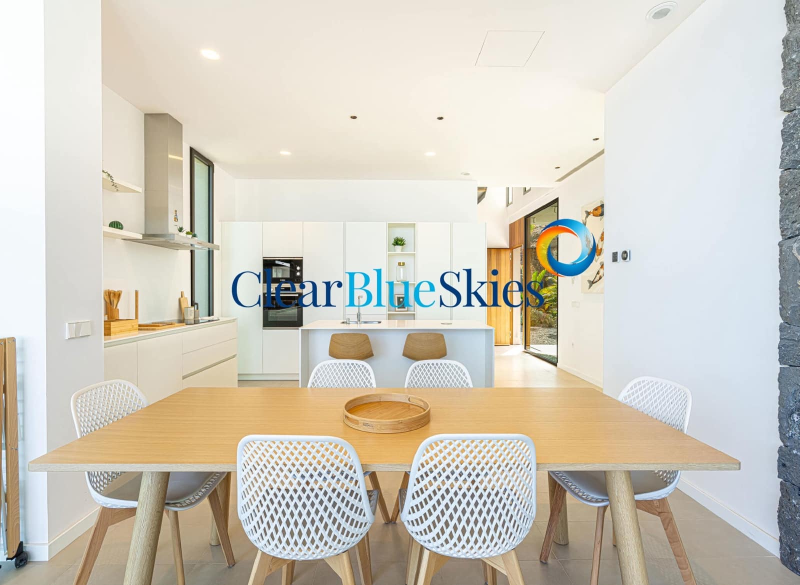 3 chambre Villa/Maison à vendre à Guia de Isora avec piscine garage - 1 979 000 € (Ref: 8416974)