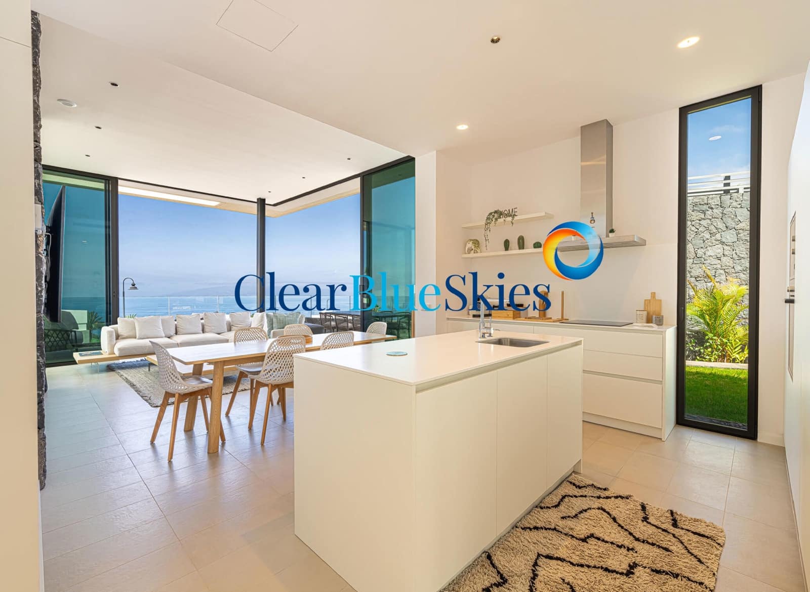 3 chambre Villa/Maison à vendre à Guia de Isora avec piscine garage - 1 979 000 € (Ref: 8416974)