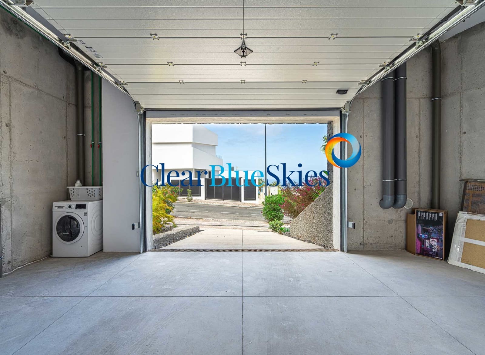 3 chambre Villa/Maison à vendre à Guia de Isora avec piscine garage - 1 979 000 € (Ref: 8416974)