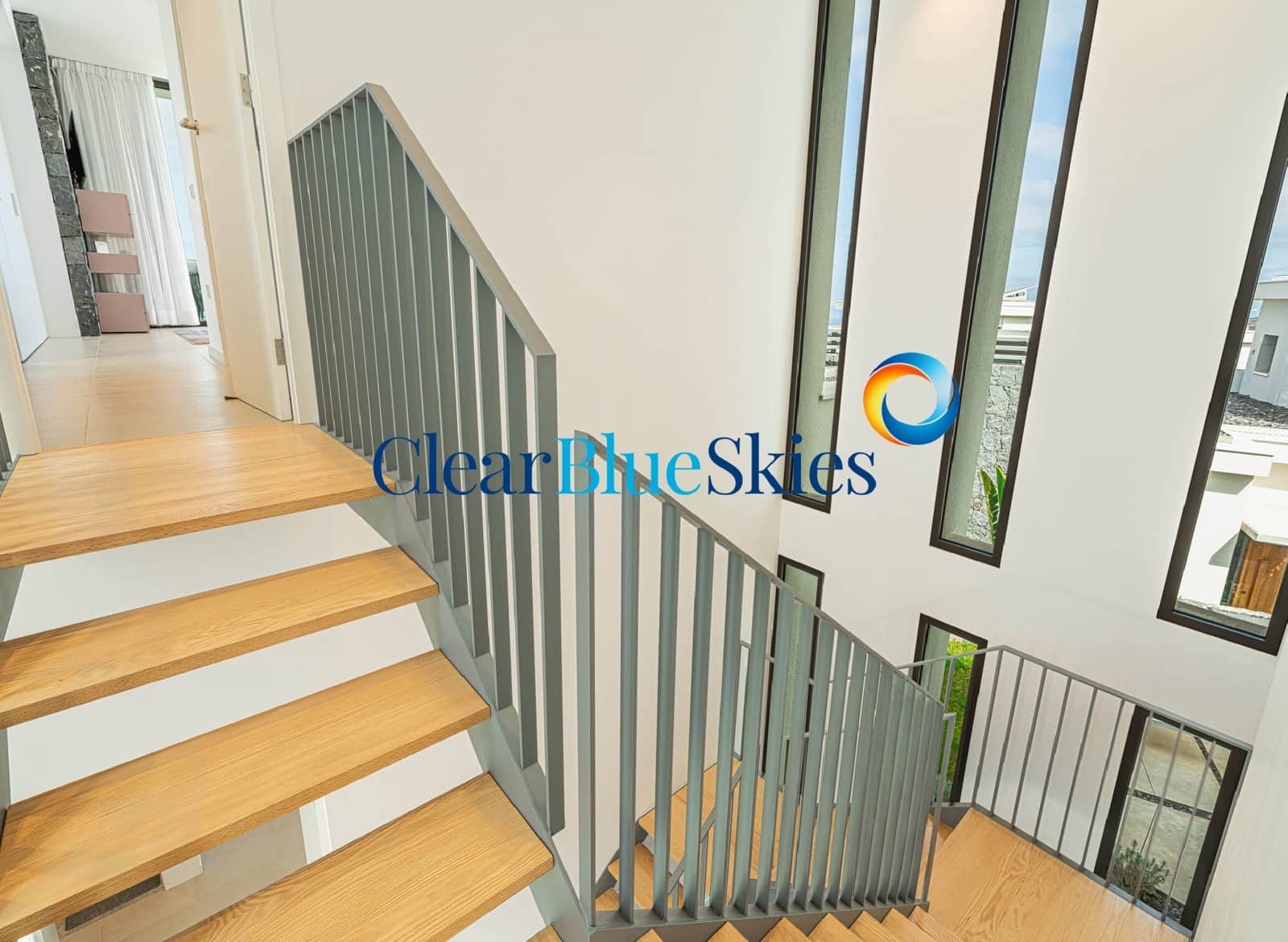 3 chambre Villa/Maison à vendre à Guia de Isora avec piscine garage - 1 979 000 € (Ref: 8416974)