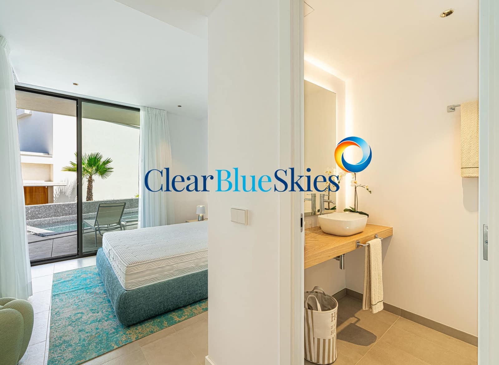 3 chambre Villa/Maison à vendre à Guia de Isora avec piscine garage - 1 979 000 € (Ref: 8416974)