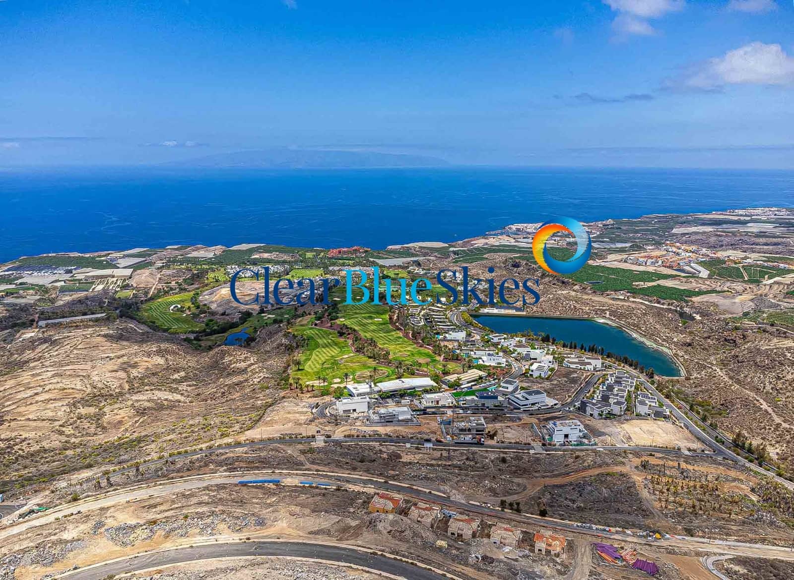 3 chambre Villa/Maison à vendre à Guia de Isora avec piscine garage - 1 979 000 € (Ref: 8416974)