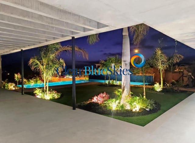 4 soverom Villa til salgs i Playa Paraiso, Adeje med svømmebasseng garasje - € 5 500 000 (Ref: 8481586)