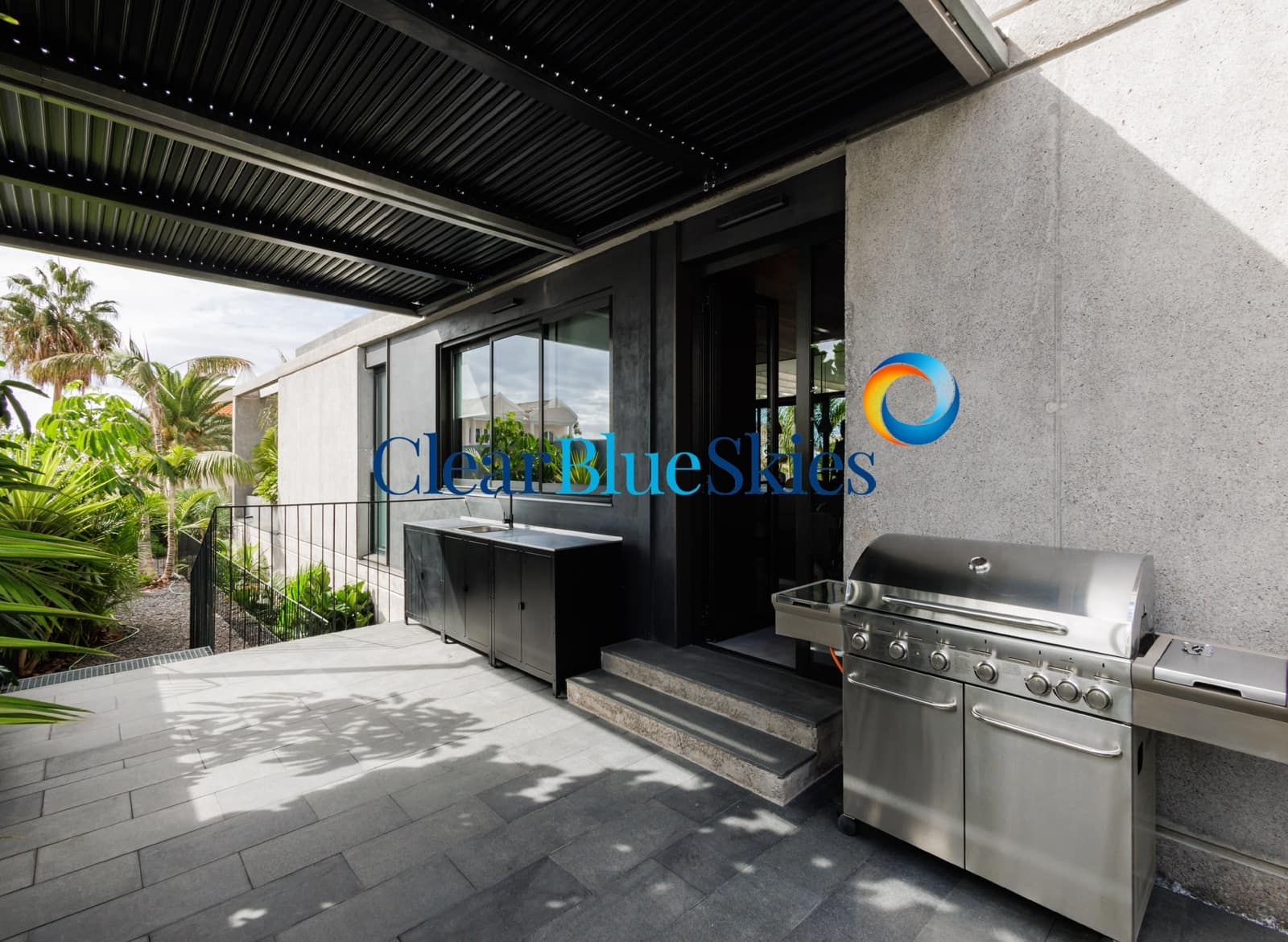 4 soverom Villa til salgs i Playa Paraiso med svømmebasseng garasje - € 5 500 000 (Ref: 8481586)