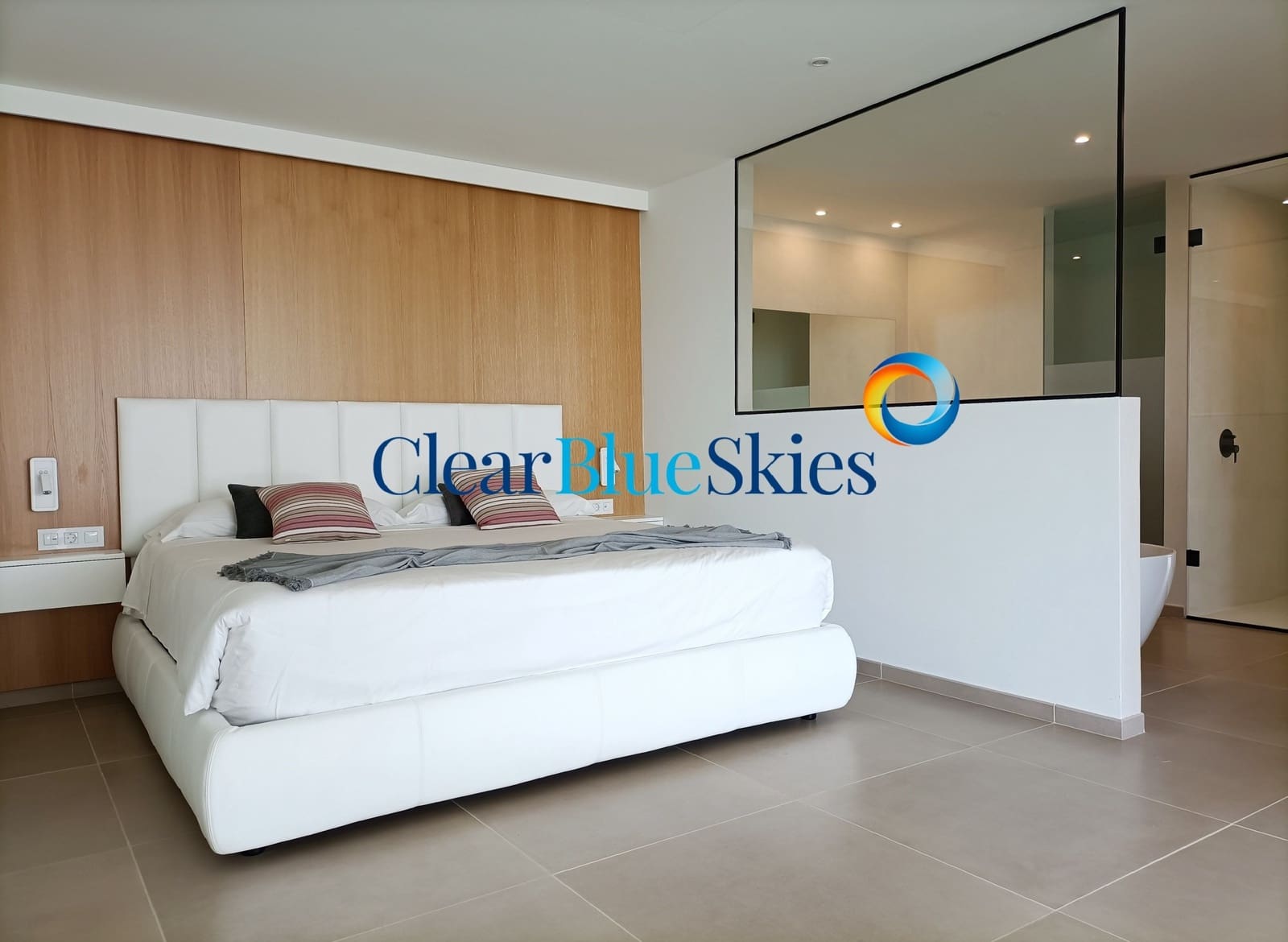 5 soveværelse Villa til salg i Guia de Isora med swimmingpool garage - € 3.500.000 (Ref: 8585606)