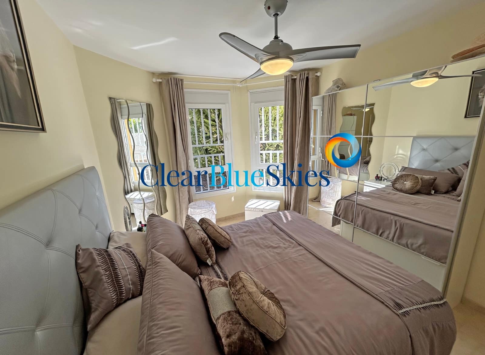 3 bedroom Apartment for sale in La Caleta Adeje with garage - € 805,000 (Ref: 8754823)