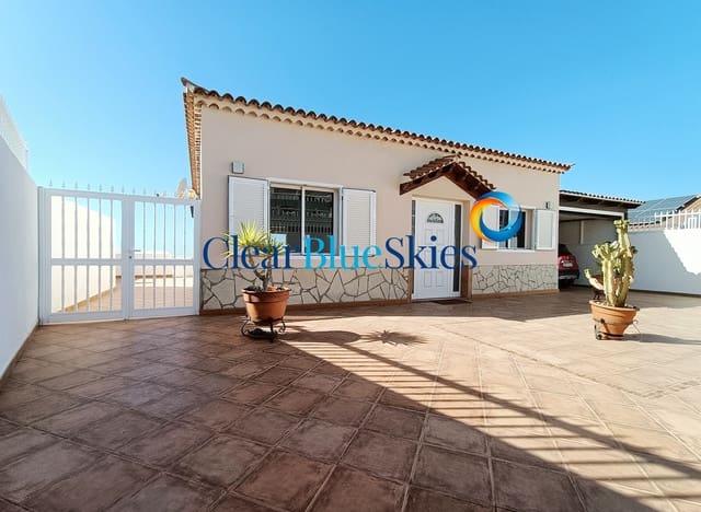 4 bedroom Villa for sale in Callao Salvaje, Adeje with pool garage - € 890,000 (Ref: 8772890)