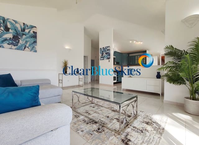 4 makuuhuone Bungalow myytävänä paikassa Amarilla Golf, San Miguel de Abona mukana uima-altaan 
autotalli - 585 000 € (Ref: 8777525)