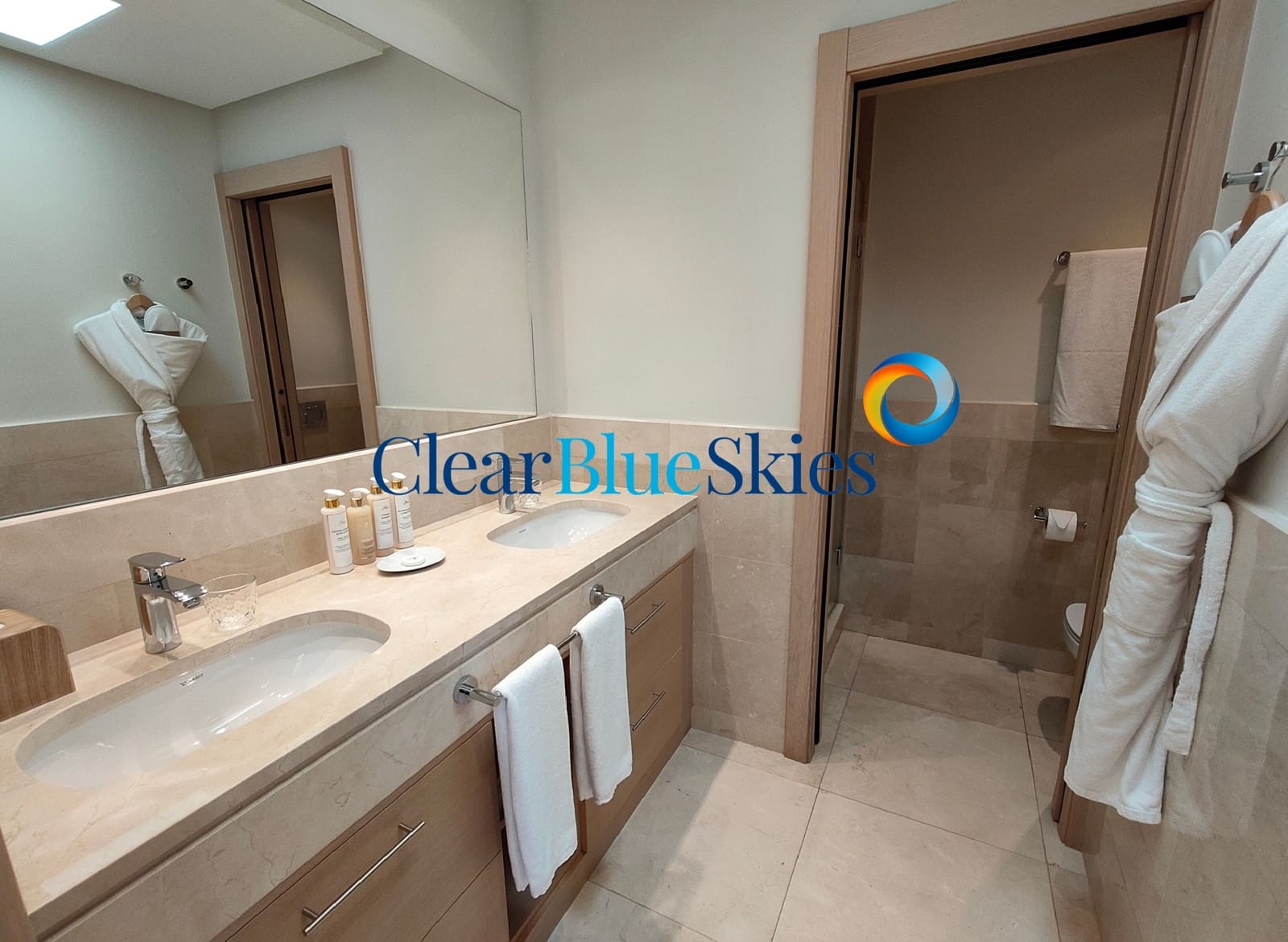 3 soverom Penthouse til salgs i Playa San Juan med svømmebasseng garasje - € 1 770 000 (Ref: 8809407)