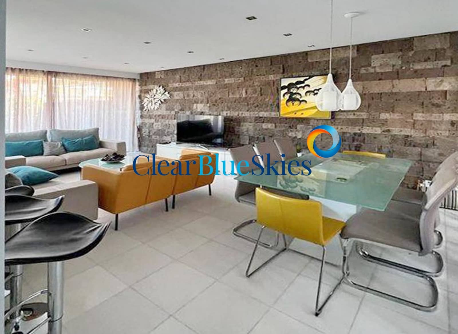 5 bedroom Villa for sale in Playa del Duque with pool garage - € 2,850,000 (Ref: 8837943)