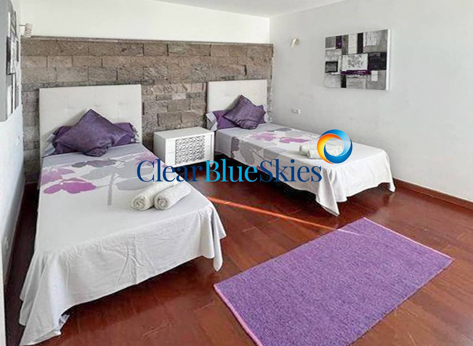 5 bedroom Villa for sale in Playa del Duque with pool garage - € 2,850,000 (Ref: 8837943)