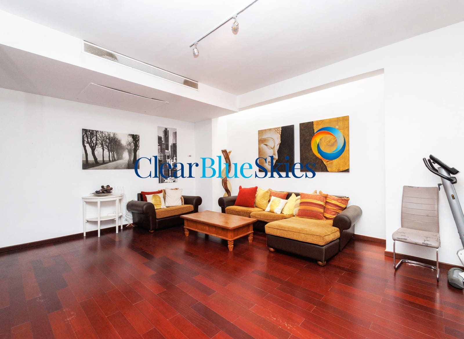 5 bedroom Villa for sale in Playa del Duque with pool garage - € 2,930,000 (Ref: 8837943)