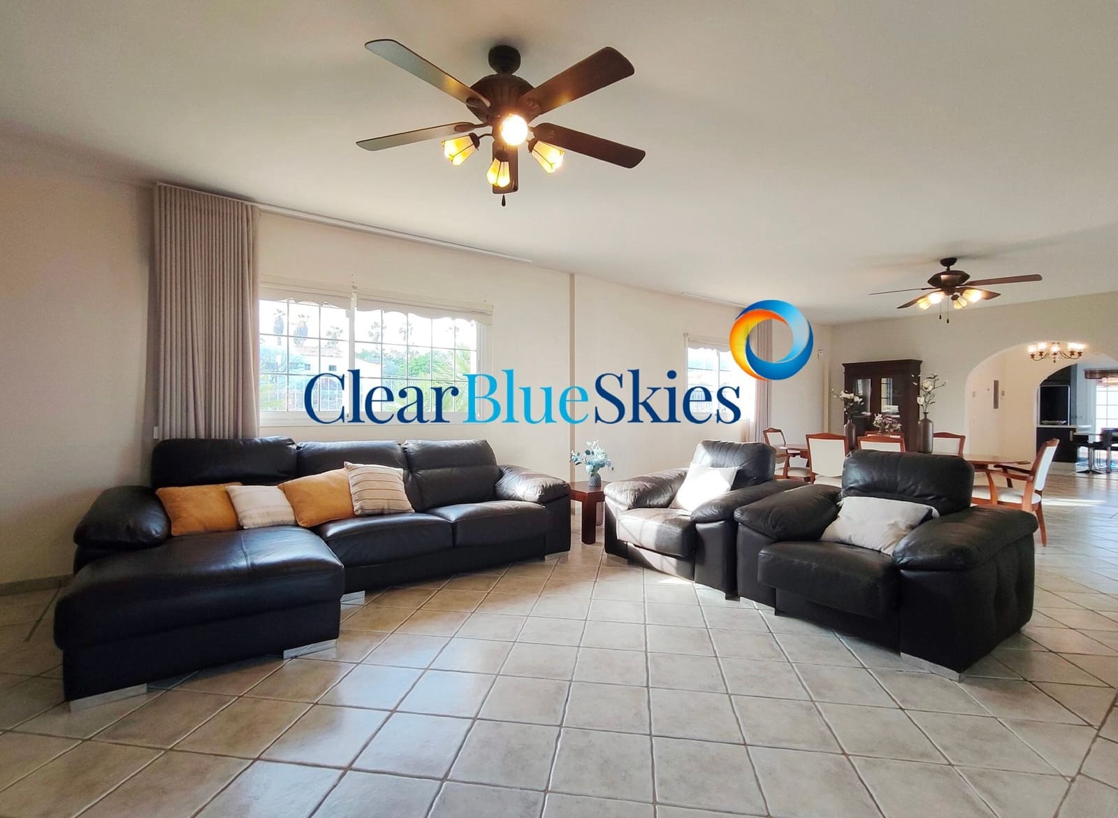 4 soveværelse Villa til salg i Golf del Sur med swimmingpool garage - € 1.600.000 (Ref: 8846606)