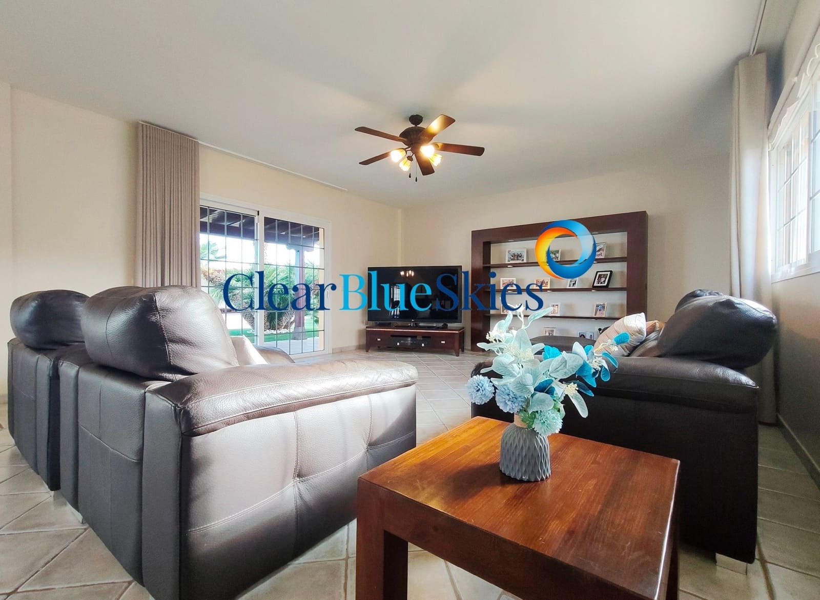 4 soveværelse Villa til salg i Golf del Sur med swimmingpool garage - € 1.600.000 (Ref: 8846606)