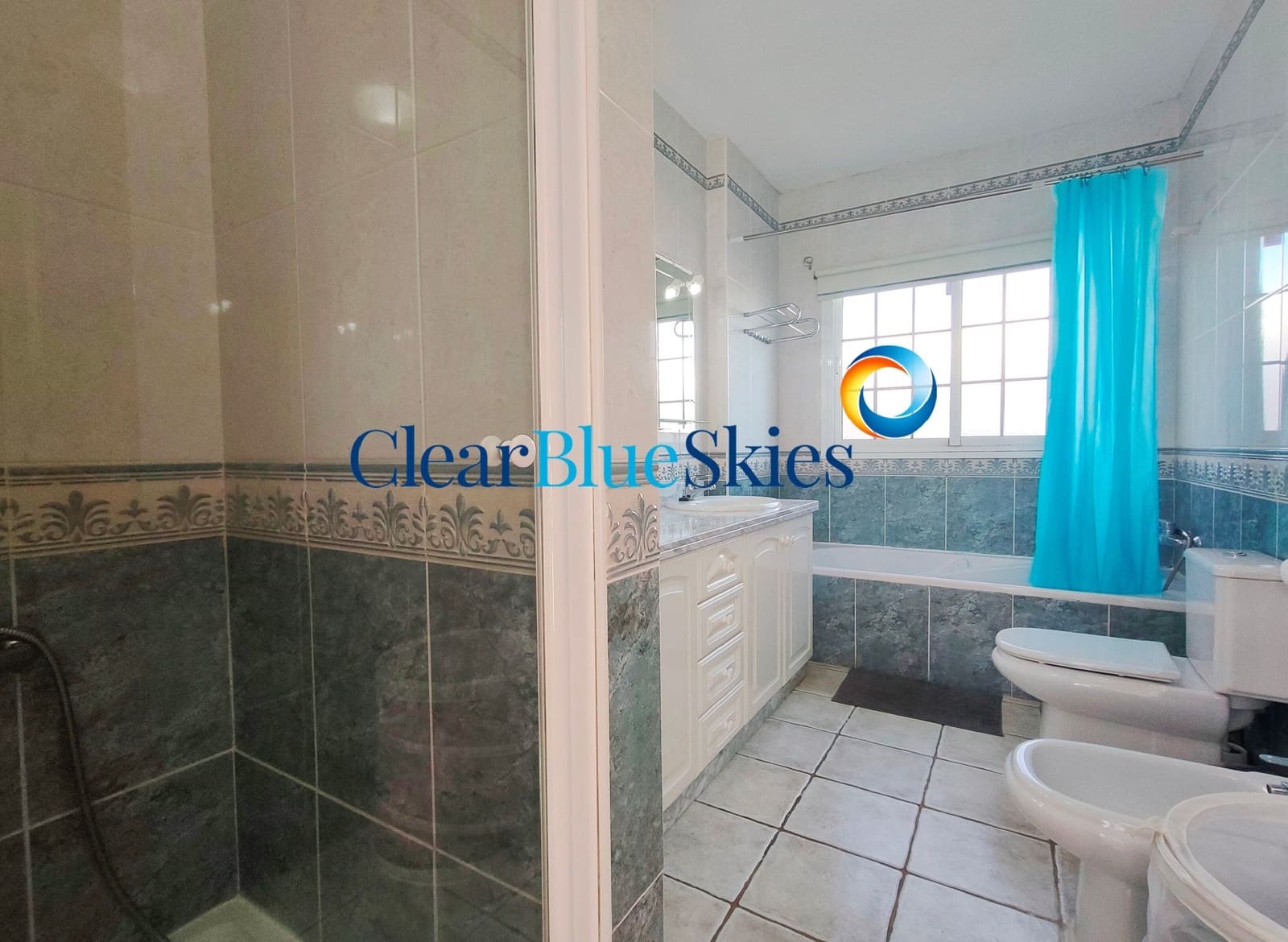 4 soveværelse Villa til salg i Golf del Sur med swimmingpool garage - € 1.600.000 (Ref: 8846606)